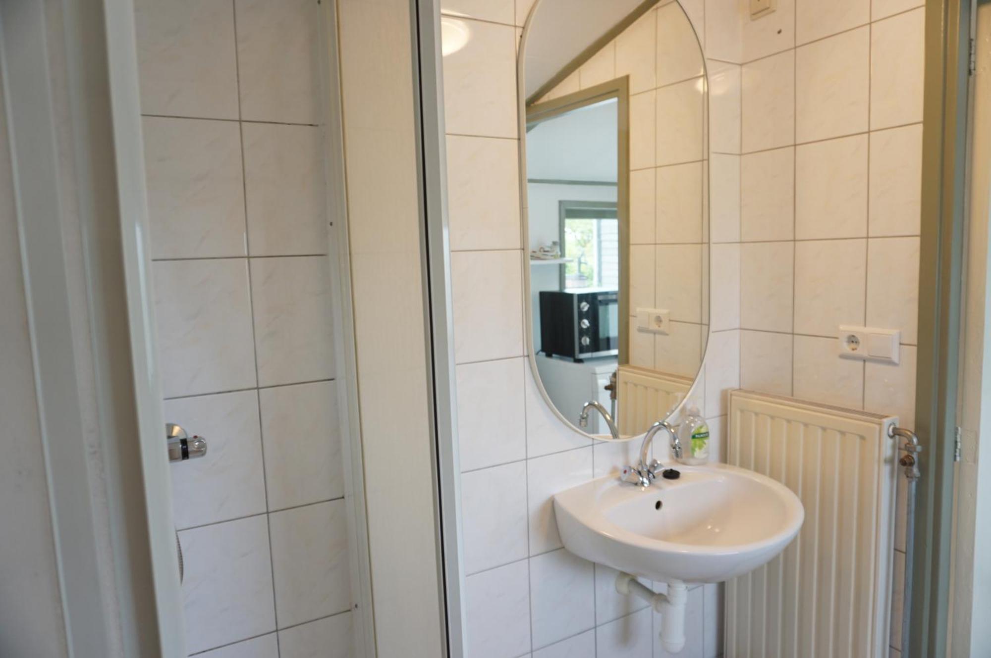 Kustverhuur, 'T Uusje Nieuwvliet Buitenkant foto